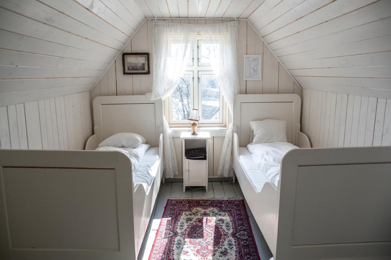 Skjerjehamn Hotell Anneland Exteriör bild